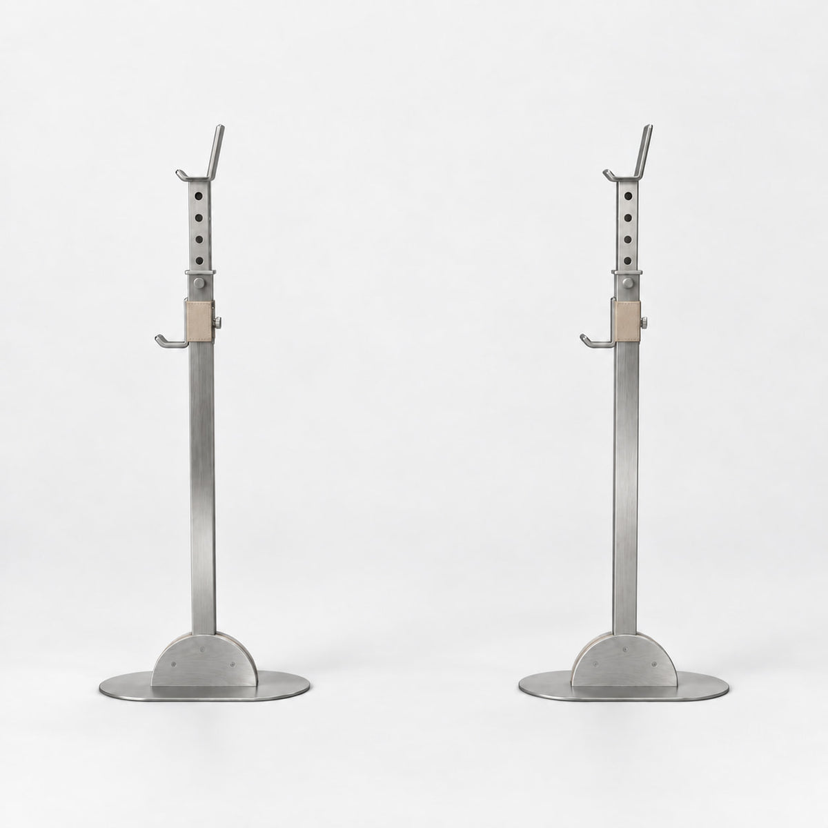 Khun Barbell Rack — front view; Grey Ash wood, beige leather and natural stainless steel where applicable. FYSIK studio finish study — October 2026. Representative configuration.