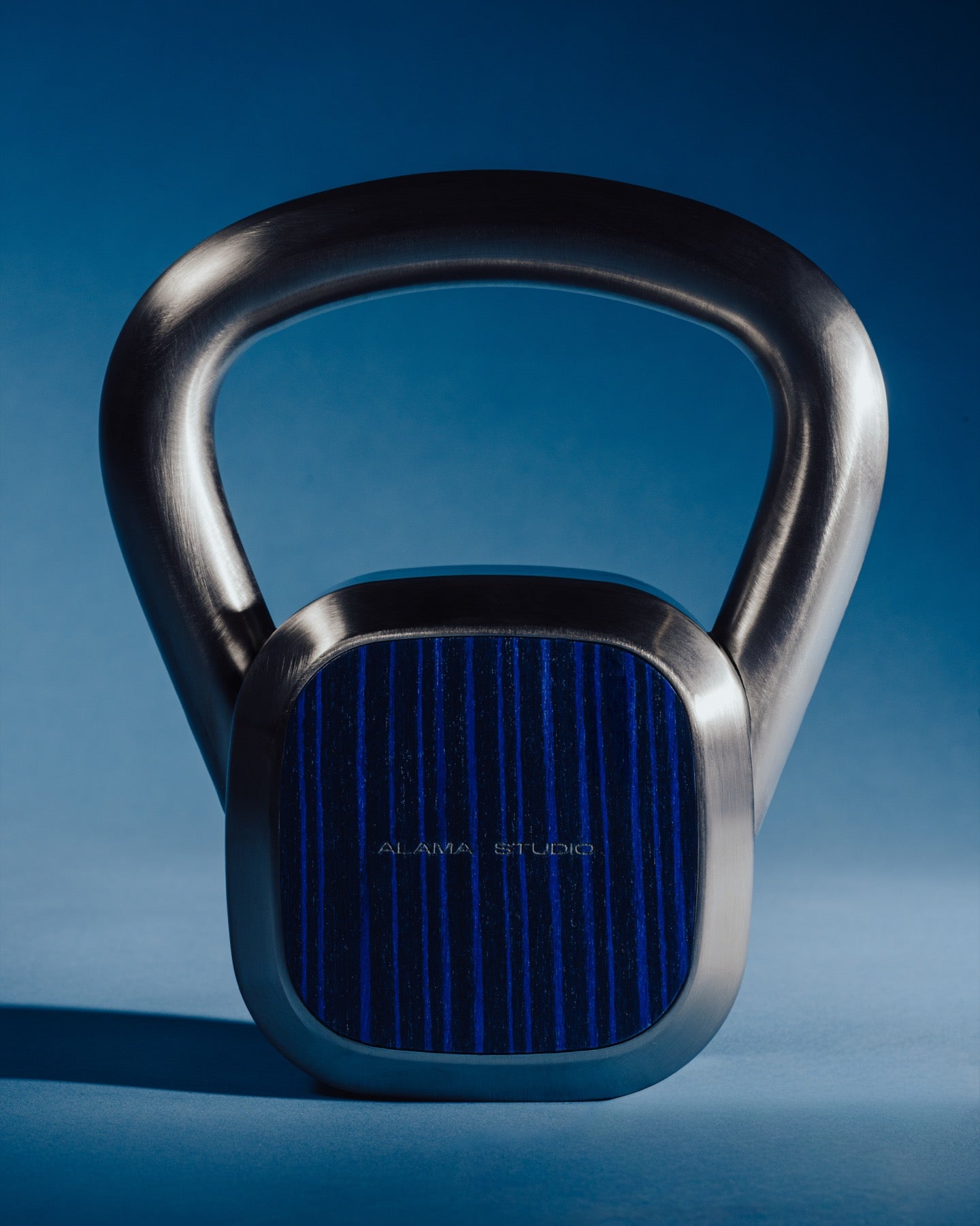 Kettlebell by Alama Studio