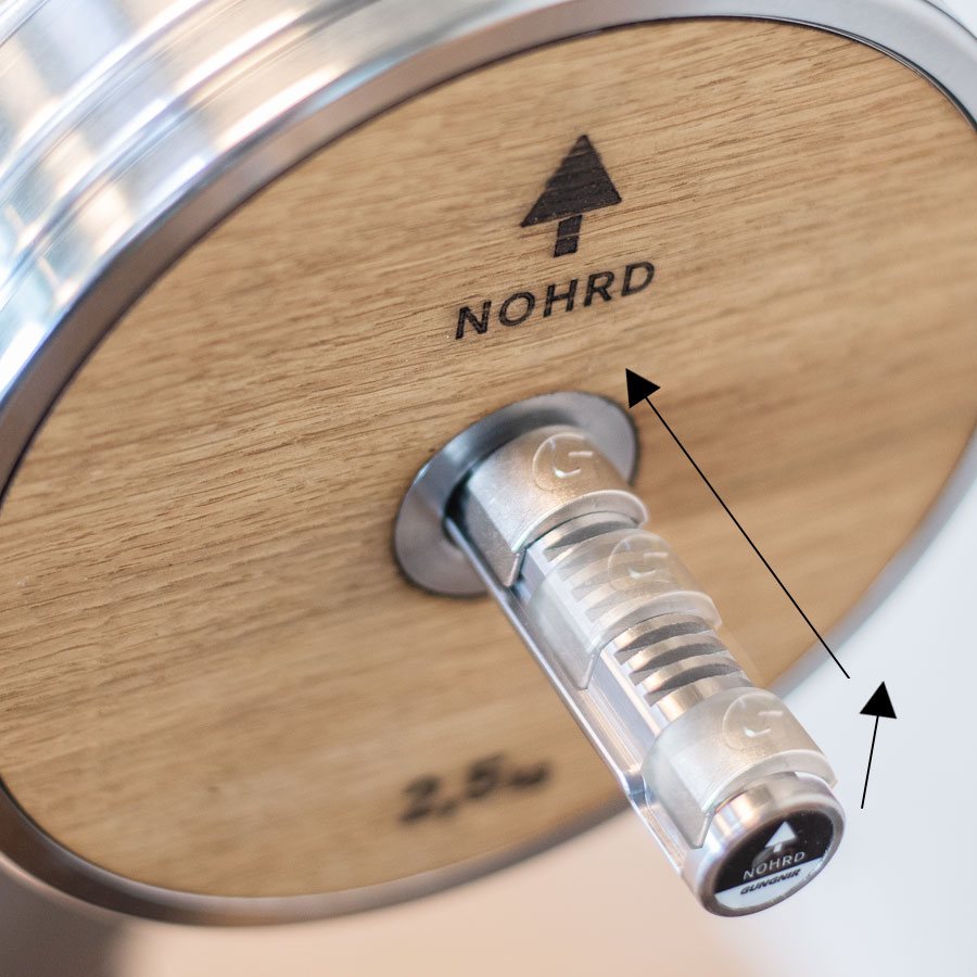 NOHRD WeightPlates SlideLock bar and wood-veneered plate detail